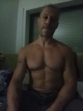 Snapshot of AthleticWomenizer2 chatting on 06/04/26, 12:16 AthleticWomenizer2 online show from 06/04/26, 12:16