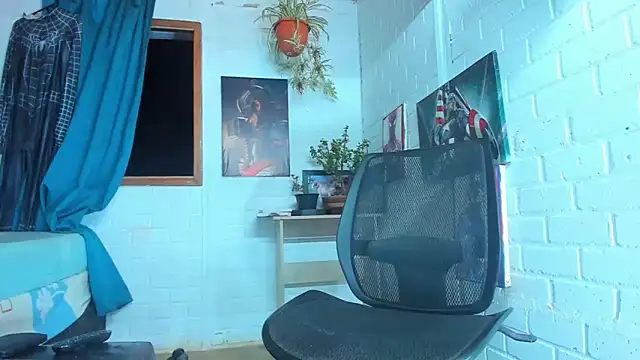 Snapshot of Zack_Grey chatting on 02/11/25, 04:33 Zack Grey online show from 02/11/25, 04:33