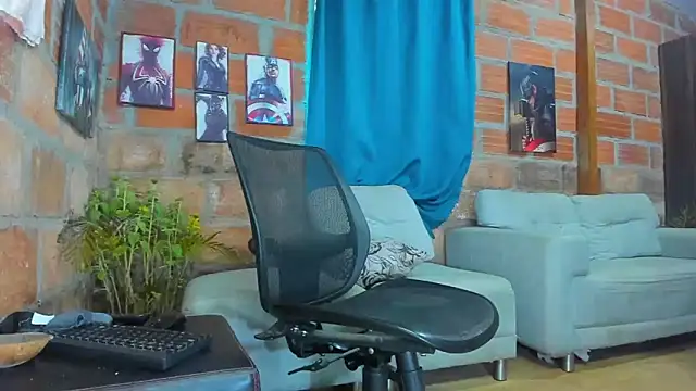 Snapshot of Zack_Grey chatting on 03/01/25, 05:05 Zack Grey online show from 03/01/25, 05:05