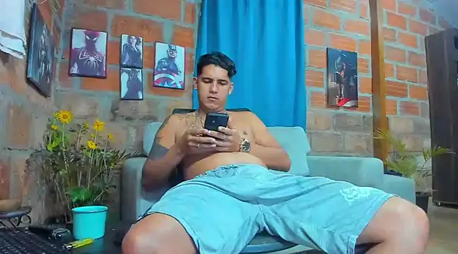 Snapshot of Zack_Grey chatting on 03/13/25, 11:19 Zack Grey online show from 03/13/25, 11:19