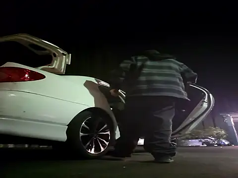 Snapshot of 415cali925 chatting on 11/03/25, 02:35 415cali925 online show from 11/03/25, 02:35