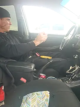 Snapshot of 415cali925 chatting on 11/04/25, 11:15 415cali925 online show from 11/04/25, 11:15