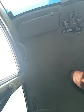 Snapshot of 415cali925 chatting on 02/13/26, 01:34 415cali925 online show from 02/13/26, 01:34