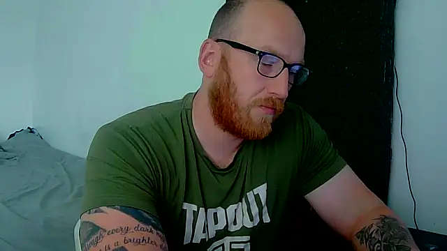 Snapshot of Tilerdadbod chatting on 06/01/26, 02:52 Tilerdadbod online show from 06/01/26, 02:52