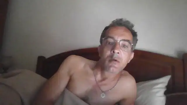 CarlosRocha73 online show from 06/17/26, 08:17
