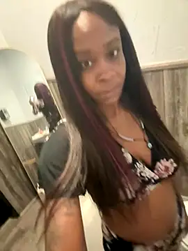 queenGypsy24 online show from 10/06/25, 10:51