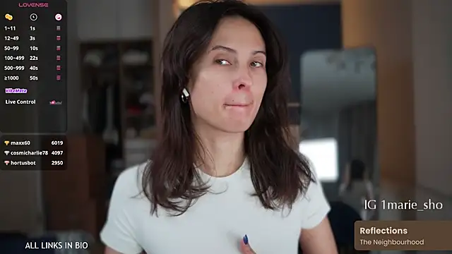 LAUREL HAZEL online show from 11/01/25, 10:50