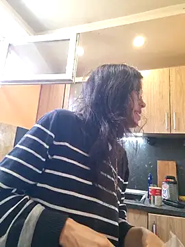 rposhta1991 online show from 10/24/25, 06:43