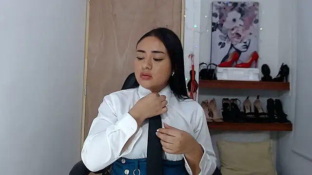 ReyleDoll online show from 01/30/25, 10:19