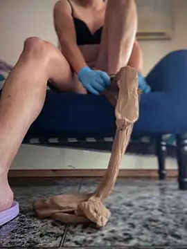 Chic desire online show from 03/22/26, 10:29