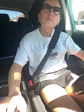 Chic desire online show from 04/19/26, 11:20