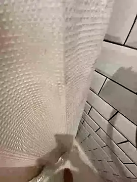 realeasy1 online show from 10/03/25, 12:02