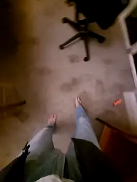 realeasy1 online show from 10/24/25, 01:46