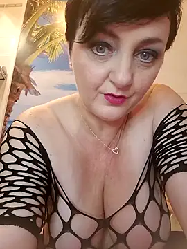 Snapshot of lucillabollente chatting on 09/11/25, 04:34 lucillabollente online show from 09/11/25, 04:34