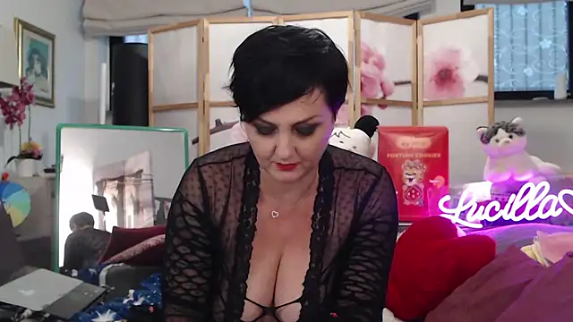 Snapshot of lucillabollente chatting on 09/22/25, 04:20 lucillabollente online show from 09/22/25, 04:20