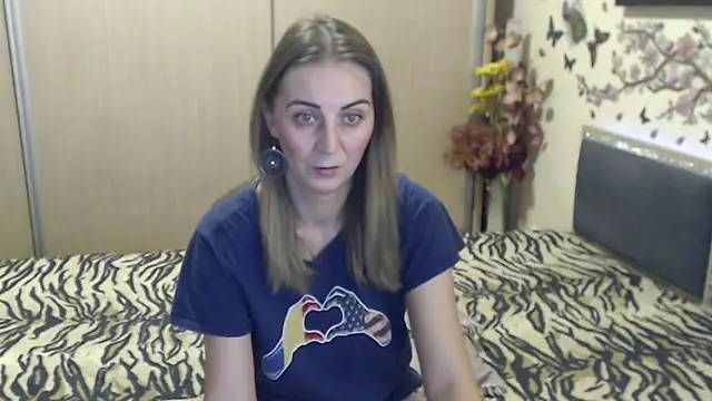 Snapshot of MirabelaSweet chatting on 02/28/26, 08:15 MirabelaSweet online show from 02/28/26, 08:15