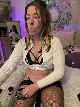  NinaLuvSins  online show from 10/26/25, 12:27