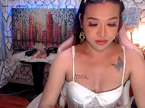 AsianMariaTs online show from 04/21/26, 02:12