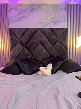 Zafira Alabi online show from 02/26/26, 04:06