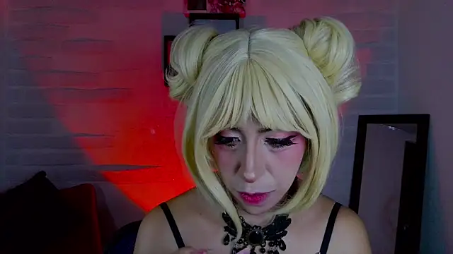 Snapshot of sky_girl1 chatting on 01/08/25, 03:51 sky girl1 online show from 01/08/25, 03:51
