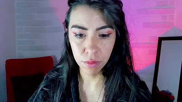 Snapshot of sky_girl1 chatting on 03/22/25, 04:03 sky girl1 online show from 03/22/25, 04:03