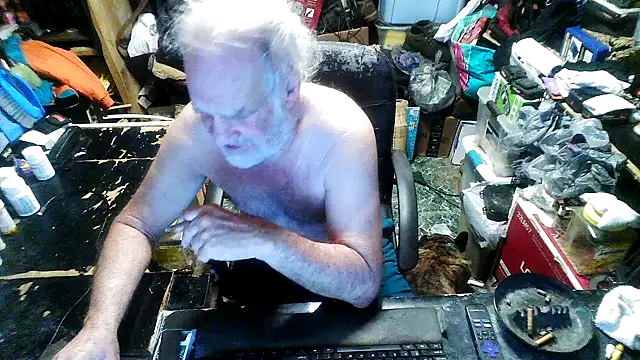 russtee online show from 10/07/25, 02:14