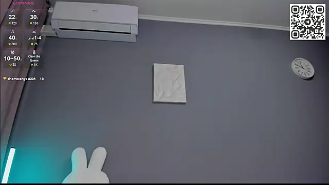 Malika Lisan online show from 04/21/26, 02:51