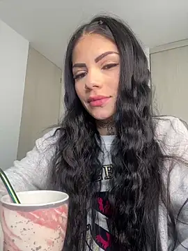 Lisegg  online show from 02/21/25, 11:22