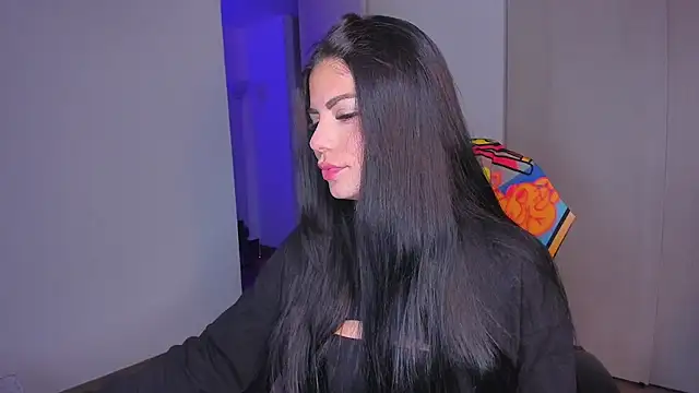 Lisegg  online show from 09/24/25, 10:07