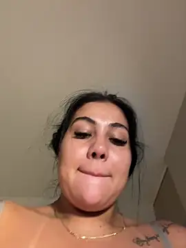 adrianalobo online show from 12/04/25, 11:52