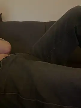 Snapshot of LionBoy1976 chatting on 01/16/25, 05:42 LionBoy1976 online show from 01/16/25, 05:42