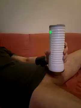 Snapshot of LionBoy1976 chatting on 09/28/25, 09:47 LionBoy1976 online show from 09/28/25, 09:47