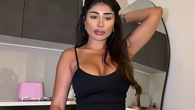 ArabicBarbie online show from 09/23/25, 09:07