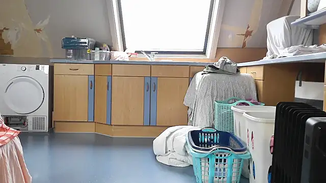 SexyAmanda32 online show from 04/05/26, 10:23