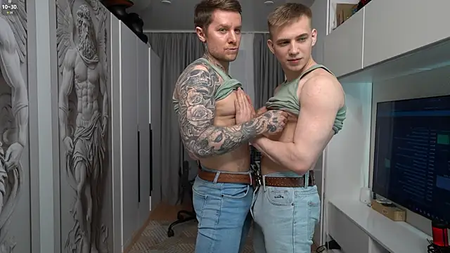 NickHOWLEN online show from 04/24/26, 11:12