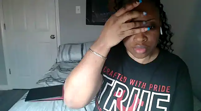 Sexymona1218 online show from 03/01/25, 04:58