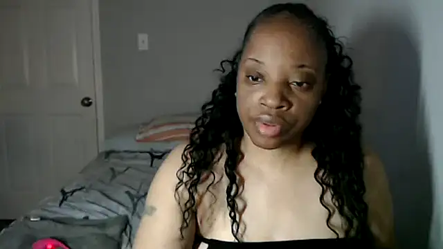 Sexymona1218 online show from 10/24/25, 05:15