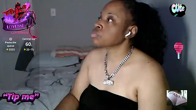 Sexymona1218 online show from 11/13/25, 06:29