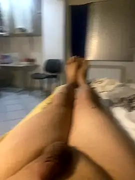 Snapshot of Gygymon0 chatting on 11/01/25, 06:26 Gygymon0 online show from 11/01/25, 06:26