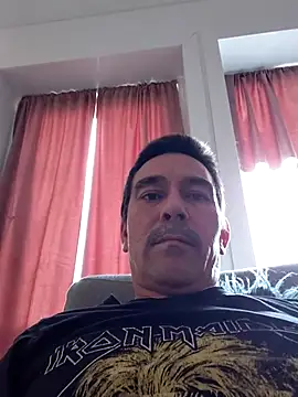 dick81 online show from 04/28/26, 08:03