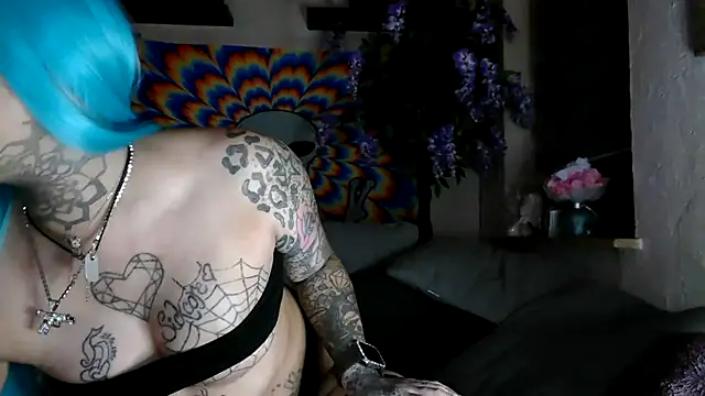 RoxxyInk online show from 02/03/25, 10:43