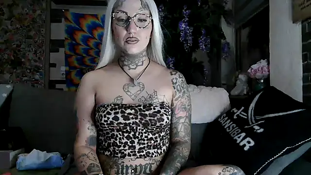 RoxxyInk online show from 11/13/25, 11:14