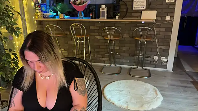 Monageil online show from 02/06/26, 05:49