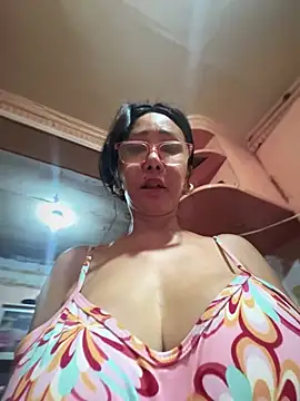 sweetieme online show from 03/17/25, 04:08