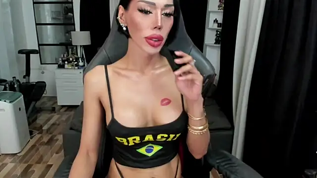 Forever MissCandace online show from 03/19/26, 09:35