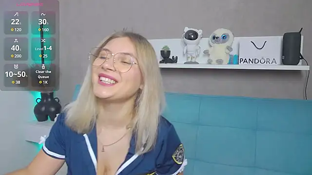 Snapshot of DakotaMae chatting on 02/12/25, 11:18 DakotaMae online show from 02/12/25, 11:18