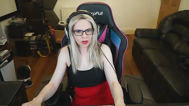 KelseyCobalt online show from 12/31/24, 11:39