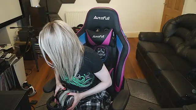 KelseyCobalt online show from 03/01/25, 09:59