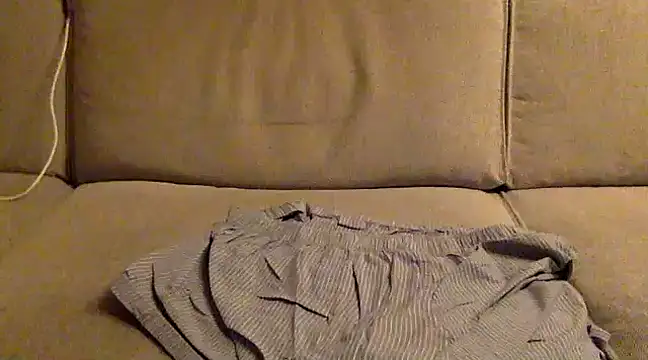 Chrisdom1980 online show from 12/06/24, 08:51