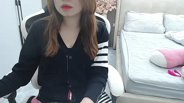 Hanako love online show from 11/02/25, 03:36